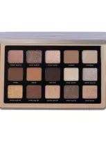 Natasha Denona Glam Eyeshadow Palette In White